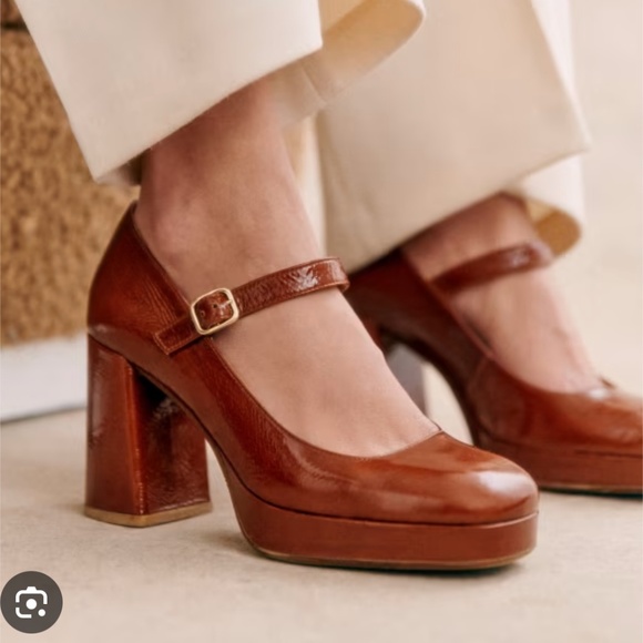 Sezane Shoes - Sezane Georgia High Mary Janes Polished Camel - Size 7